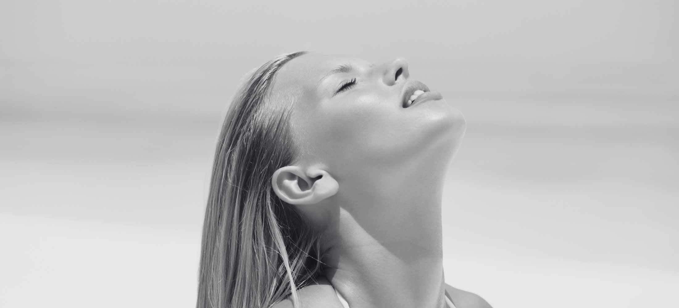Embrace Summer with Luminis Beauty Spa: Top 5 Must-Have Summer Skincare Products